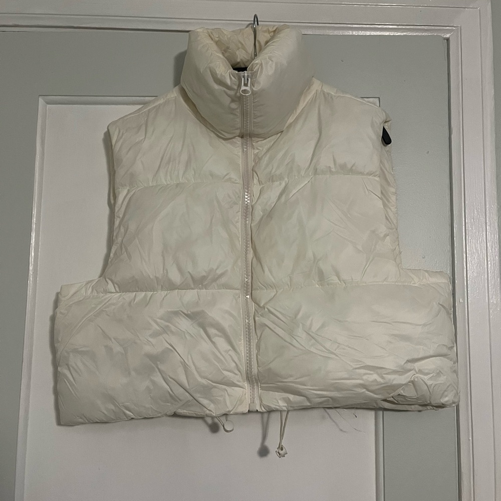 Crop Puffer Vest